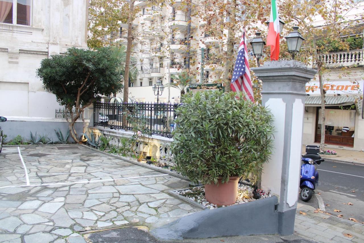 Hotel Milano Sanremo Exteriör bild